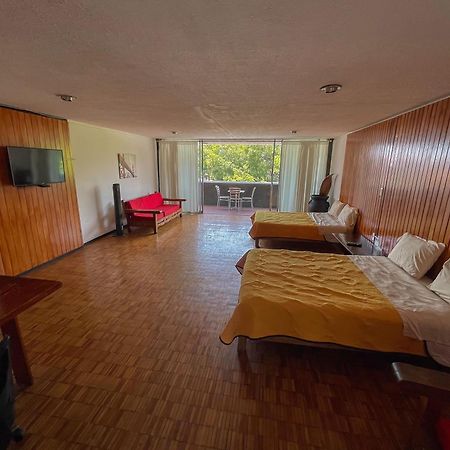 Suites Las Plazas Cuernavaca Exterior foto